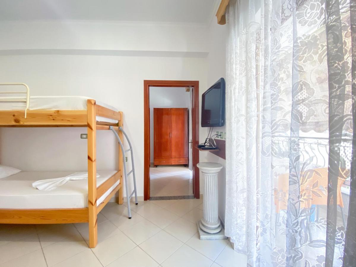 Mikel'S House Apartment Sarande Ngoại thất bức ảnh