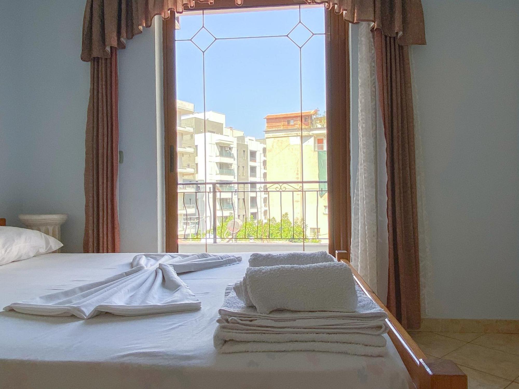 Mikel'S House Apartment Sarande Ngoại thất bức ảnh